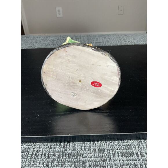 Vintage Santa Claus Figurine with Child & Toy Bag - Festive Holiday Décor 7 in - Picture 8 of 8